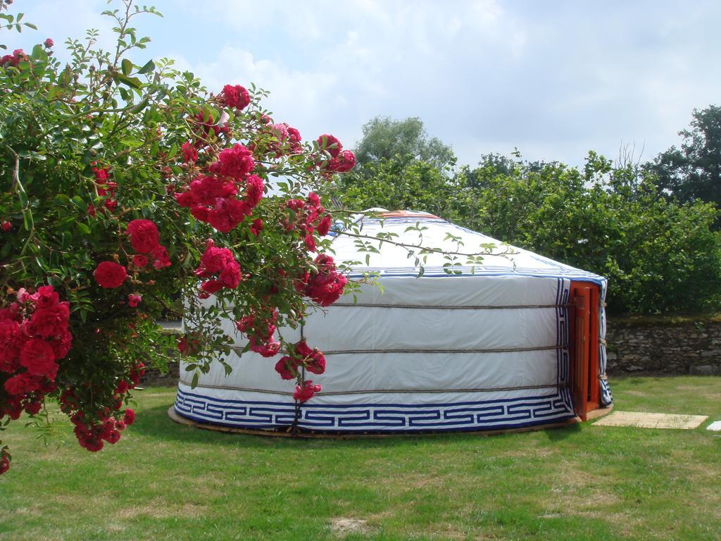 Yourte Nomade-Lodge Les Ecrennes Luaran gambar