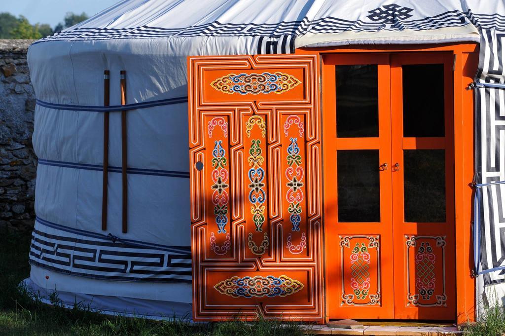 Yourte Nomade-Lodge Les Ecrennes Luaran gambar